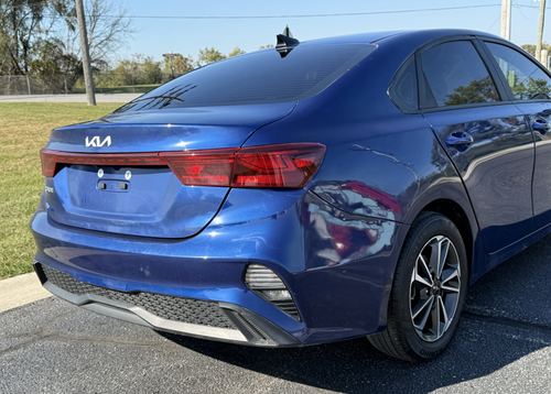 2023 Kia Forte LXS — photo 40