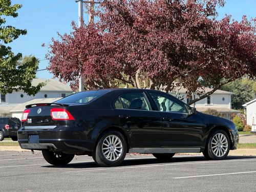 2009 Mercury Milan — photo 8