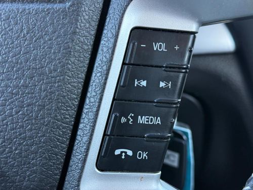 2009 Mercury Milan — photo 36