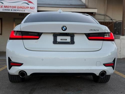 2020 BMW 330 — photo 10