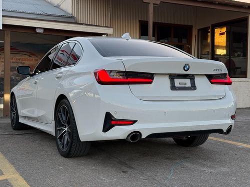 2020 BMW 330 — photo 11