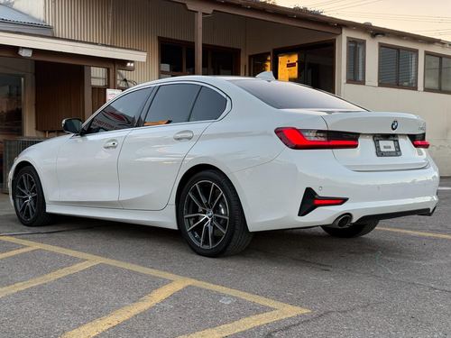 2020 BMW 330 — photo 12