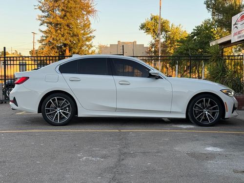 2020 BMW 330 — photo 22