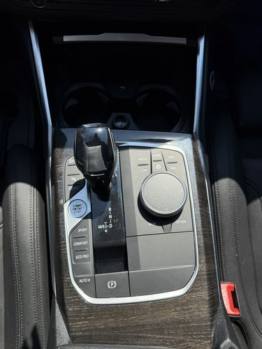 2021 BMW 330 — photo 22
