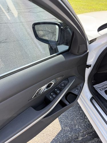 2021 BMW 330 — photo 32