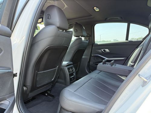2021 BMW 330 — photo 38