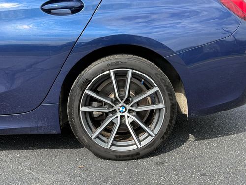 2020 BMW 330 xDrive — photo 6