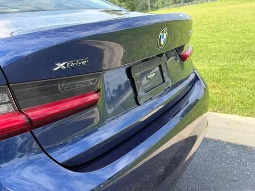 2020 BMW 330 xDrive — photo 9