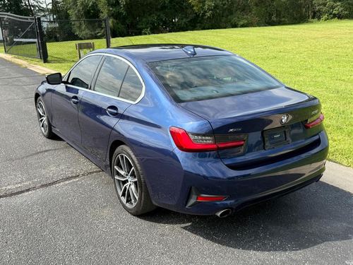2020 BMW 330 xDrive — photo 10