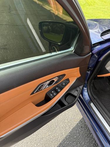 2020 BMW 330 xDrive — photo 28