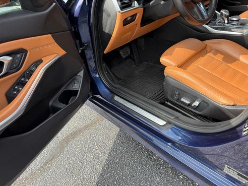 2020 BMW 330 xDrive — photo 30