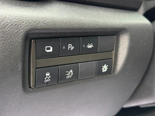 2020 Nissan Versa — photo 19