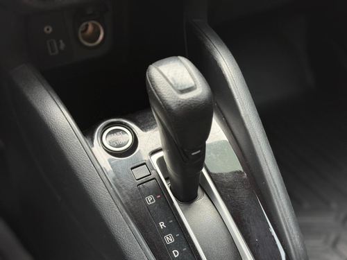 2020 Nissan Versa — photo 25