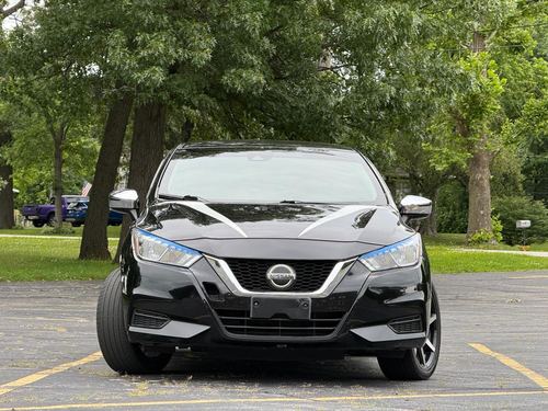 2020 Nissan Versa — photo 27