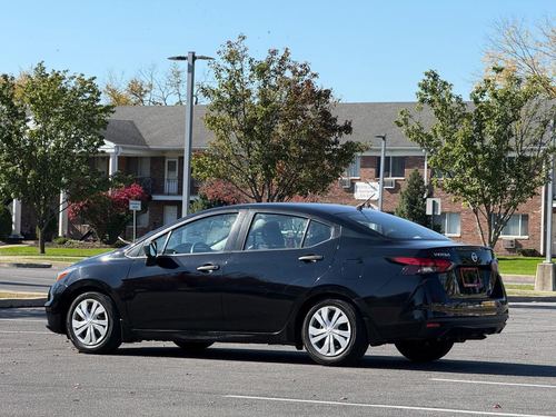 2021 Nissan Versa — photo 8