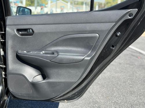 2021 Nissan Versa — photo 32