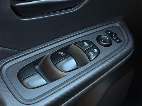 2021 Nissan Versa — photo 34