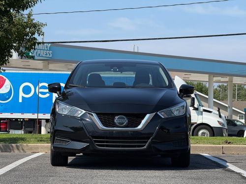2021 Nissan Versa SV — photo 13