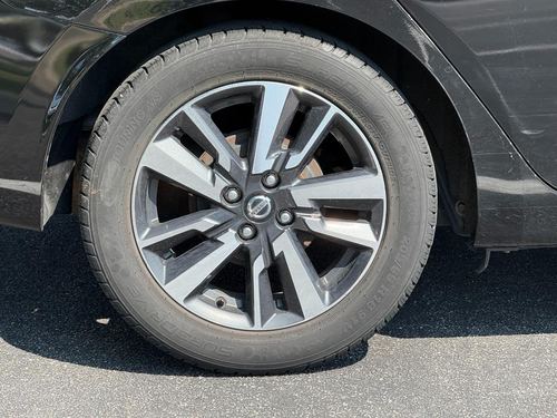 2021 Nissan Versa SV — photo 16