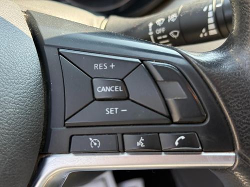 2021 Nissan Versa SV — photo 34
