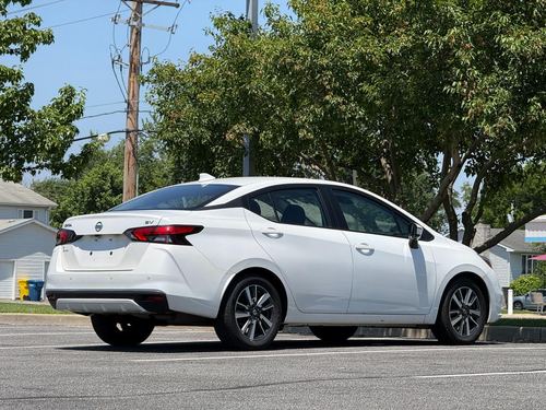 2020 Nissan Versa — photo 4