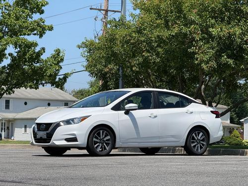 2020 Nissan Versa — photo 10