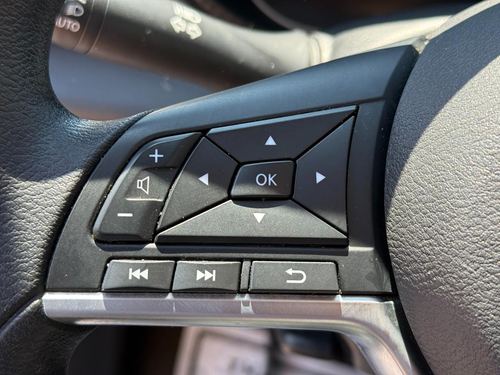 2020 Nissan Versa — photo 18