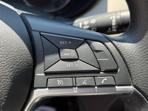 2020 Nissan Versa — photo 32