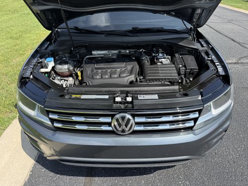 2020 VW Tiguan — photo 2