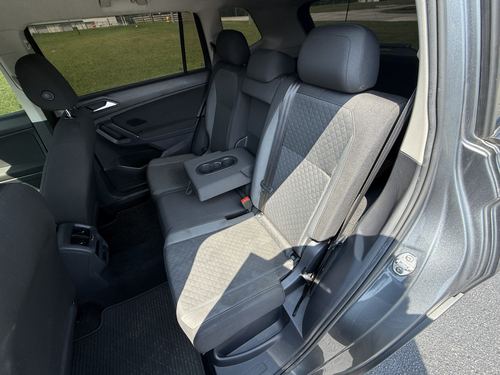 2020 VW Tiguan — photo 35