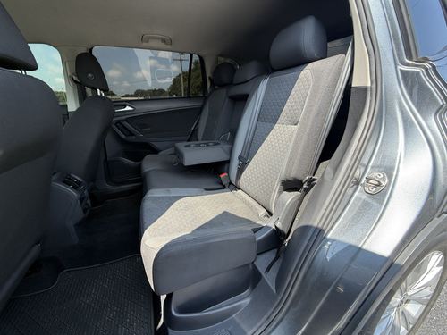 2020 VW Tiguan — photo 36