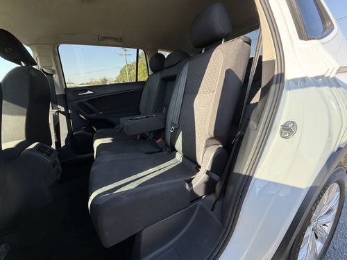 2020 VW Tiguan — photo 22
