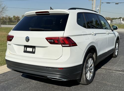2020 VW Tiguan 2.0T S — photo 40