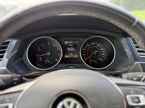 2021 VW Tiguan 2.0T SE — photo 14
