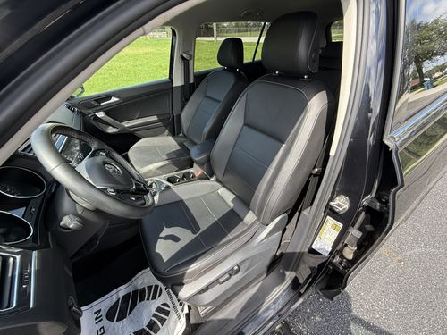 2021 VW Tiguan 2.0T SE — photo 21