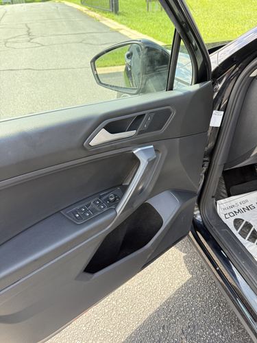 2021 VW Tiguan 2.0T SE — photo 24