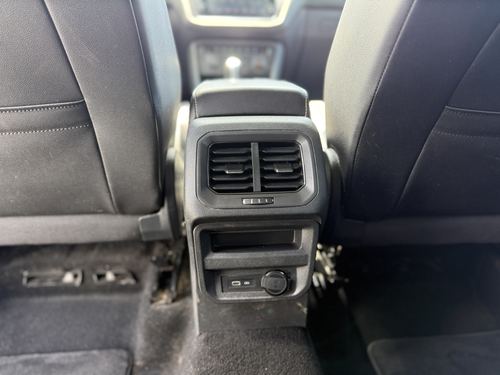 2021 VW Tiguan 2.0T SE — photo 28