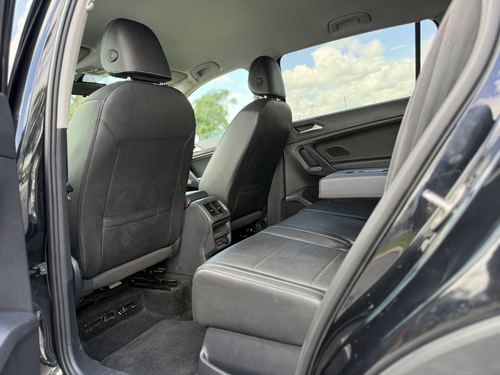 2021 VW Tiguan 2.0T SE — photo 30
