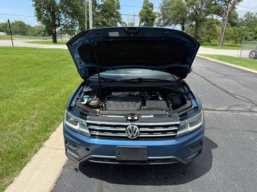 2019 VW Tiguan 4Motion SE, 4Motion SEL, 4Motion SEL R-Line, 4Motion SEL R-Line Jet-Black — photo 4