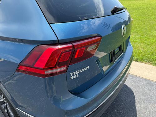 2019 VW Tiguan 4Motion SE, 4Motion SEL, 4Motion SEL R-Line, 4Motion SEL R-Line Jet-Black — photo 9