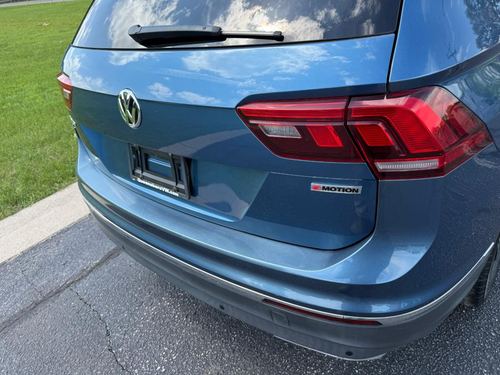 2019 VW Tiguan 4Motion SE, 4Motion SEL, 4Motion SEL R-Line, 4Motion SEL R-Line Jet-Black — photo 13