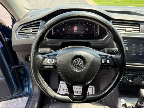 2019 VW Tiguan 4Motion SE, 4Motion SEL, 4Motion SEL R-Line, 4Motion SEL R-Line Jet-Black — photo 26