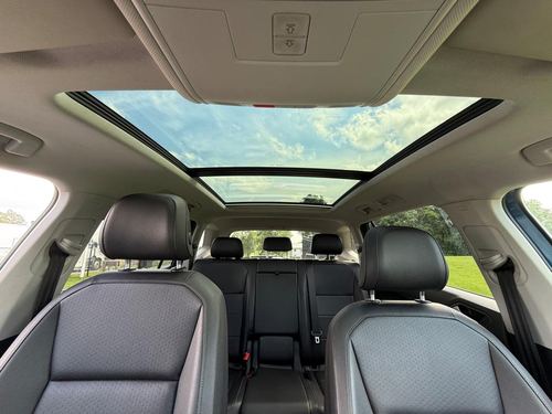 2019 VW Tiguan 4Motion SE, 4Motion SEL, 4Motion SEL R-Line, 4Motion SEL R-Line Jet-Black — photo 41