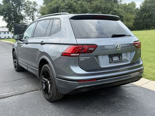 2019 VW Tiguan R-Line — photo 13