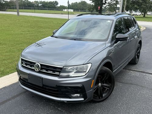2019 VW Tiguan R-Line — photo 17