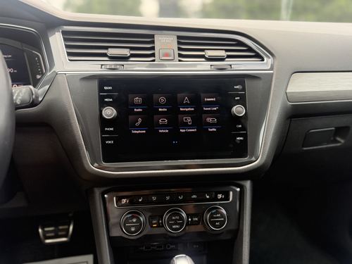 2019 VW Tiguan R-Line — photo 23