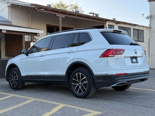 2021 VW Tiguan 2.0T SE R-Line Black 4MOTION — photo 11