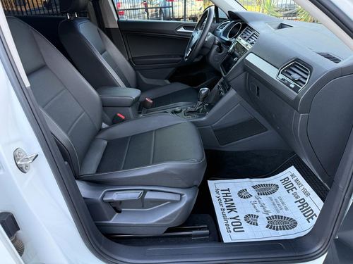 2021 VW Tiguan 2.0T SE R-Line Black 4MOTION — photo 19