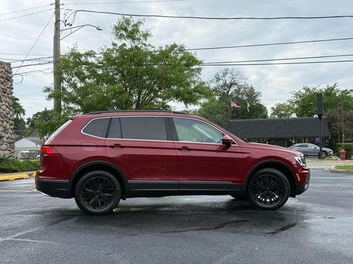 2018 VW Tiguan — photo 8