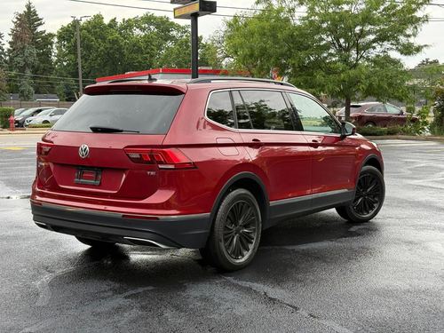 2018 VW Tiguan — photo 13
